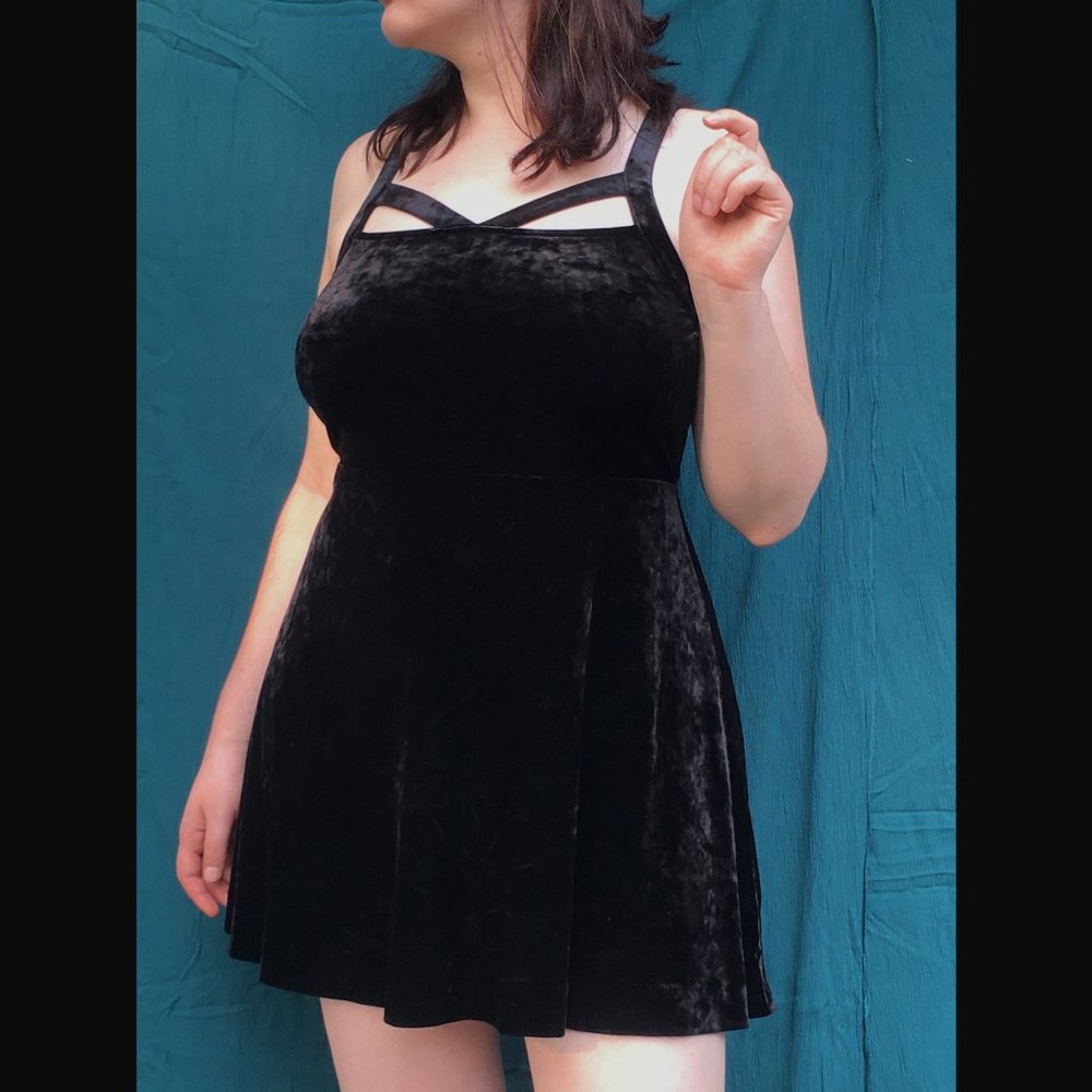 Crushed velvet forever 21 dress